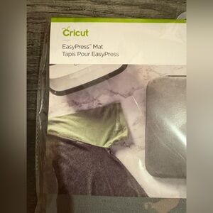 Cricut EasyPress Mat in Silver Gray 12x12